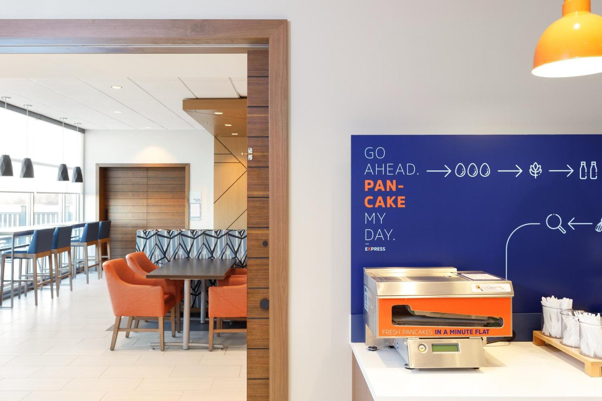 Holiday Inn Express Hotel & Suites Cleveland-Streetsboro By Ihg Esterno foto